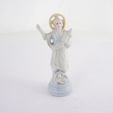 Christliche Porzelanfigur mit Heiligenschein