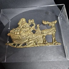 Brass Key Holder Santa Reindeer Sleigh Present Wall Mount 4 Hooks Christmas