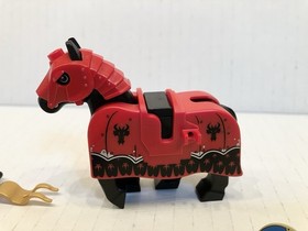 LEGO Horse Armored Red Barding From Set 70402 Gatehouse Raid Black Dragon Heads