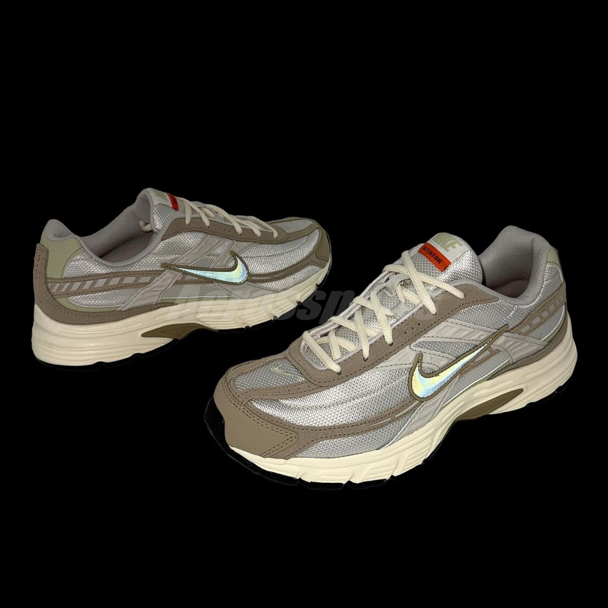 Nike Initiator Running Shoes Men 10.5 Light Bone/Cargo Khaki Sneakers HJ7683-072 Nike Initiator Light Bone Cargo Khaki main image 3