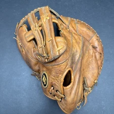Vintage Wilson A9886 The Big Scoop 13" Left Hand Softball Catchers Glove