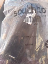 Southco Boat Soft Latch C7-20 | C7 Series Black Rubber