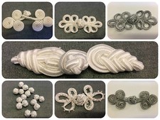 Froschverschl&uuml;sse Knopfknoten & Manschetten