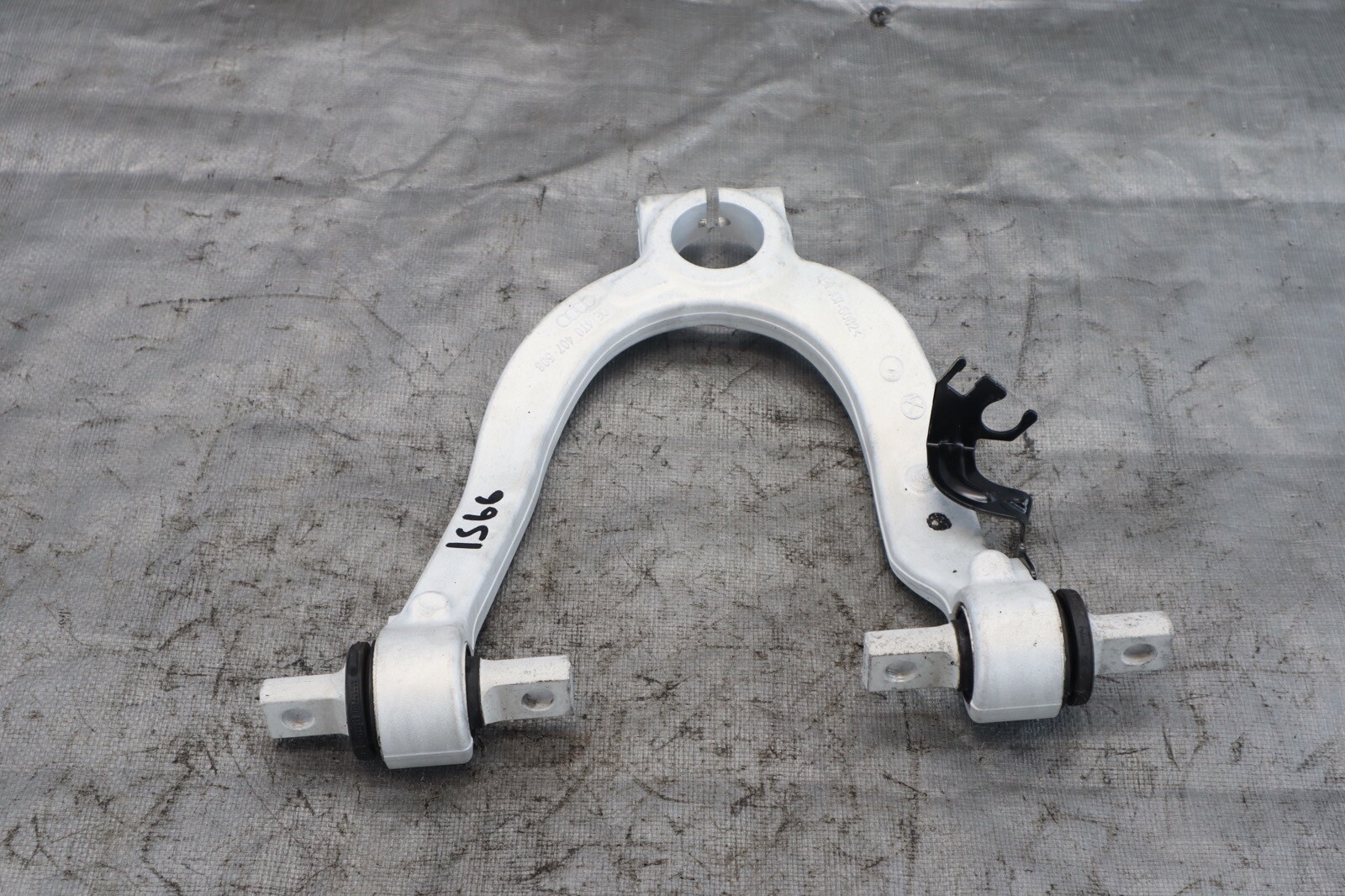 2020 LAMBORGHINI HURACAN LP610 RH PASSENGER FRONT UPPER CONTROL ARM 4T0407506A