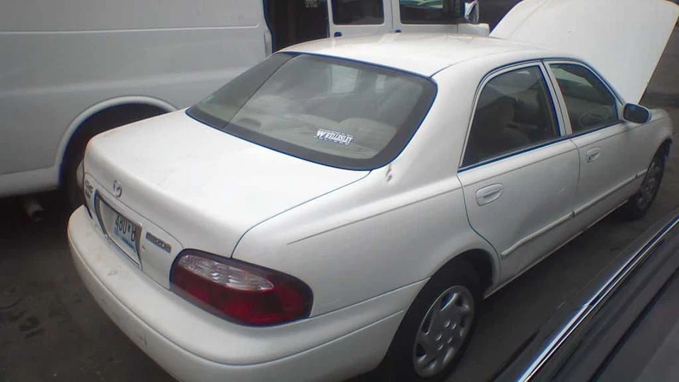 Medidor de flujo de aire de 4 cilindros compatible con 98-02 MAZDA 626 267343 Foto 4 de 4