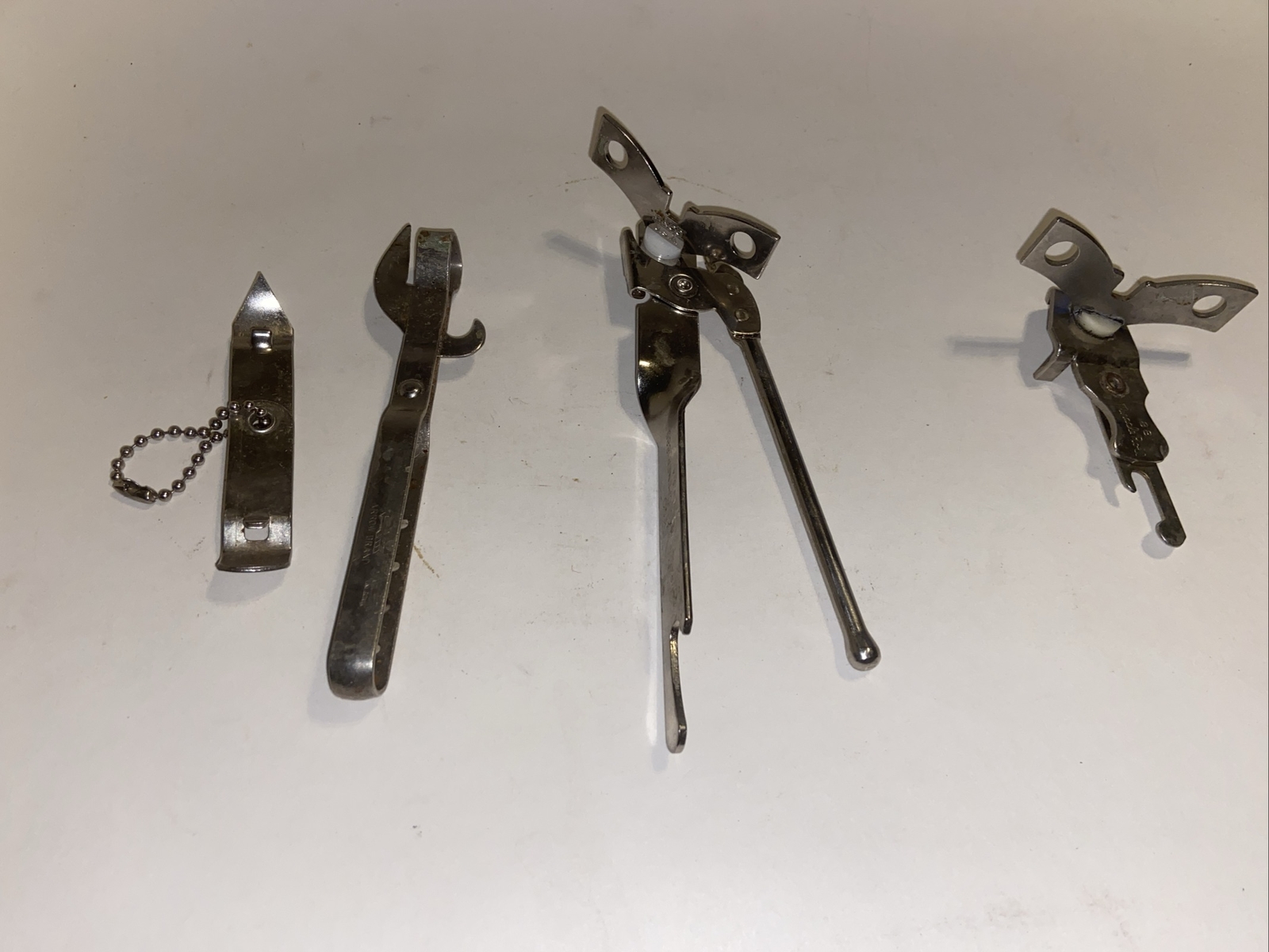 Lot of 4 Vintage Can Bottle Opener Corkscrew 881 Miracle Roll Ekco