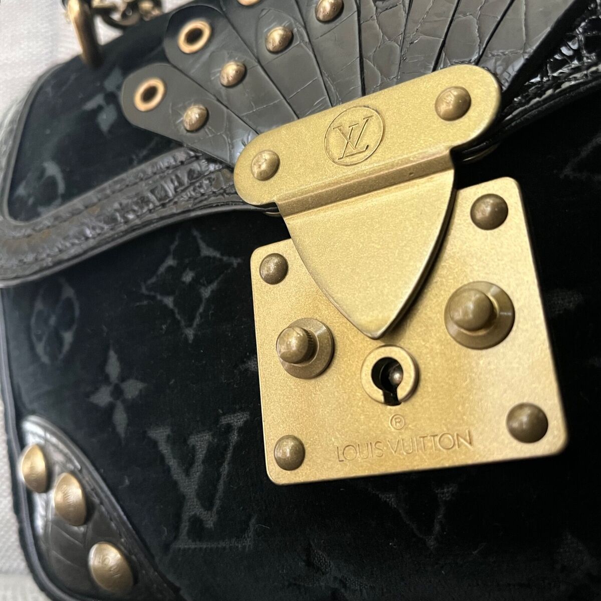 LOUIS VUITTON Monogram Velours Irvine Bag Black Noir Velvet LOUIS VUITTON Monogram Velours Irvine Bag Black Noir Velvet