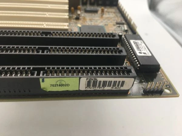 Dfi p2xbl slot 1 atx mb, 440bx chipset, 3x isa, 4x pci p/2s/2usb,agp - Image 2 of 4