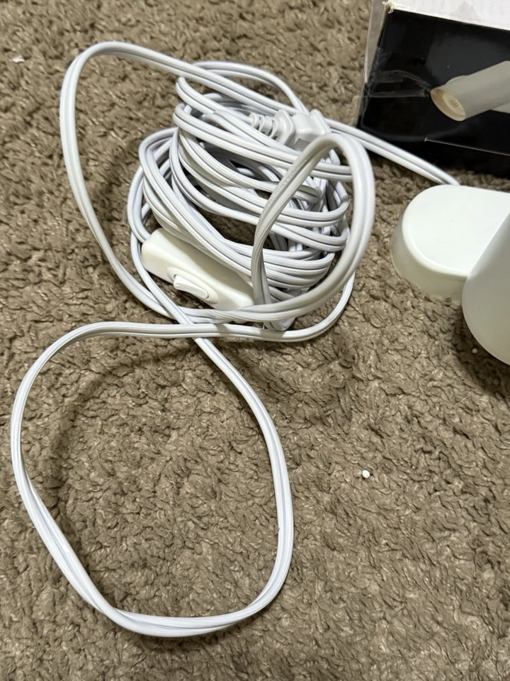 3X Globe Electric Dale 1,85' 3 luzes branco fosco plug-in pista linear ASIS PARTS - Imagem 2 de 4