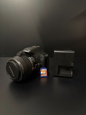Canon EOS 550D DSLR Spiegelreflexkamera mit EF-S 18-55mm IS II 18 MP Full HD Kit