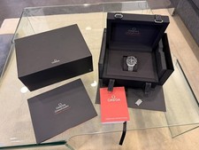 Omega Speedmaster Moonwatch Professional | Sa...