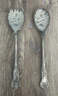 Vintage England Silver Plated Fruit Themed Salad Serving Fork And Spoon Ornate