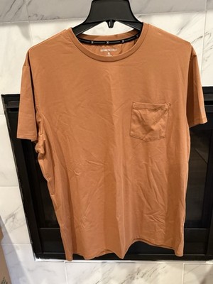 Kenneth Cole Medium Rusted Sun Tech Pocket T-Shirt Super Soft Flex UPF 50+