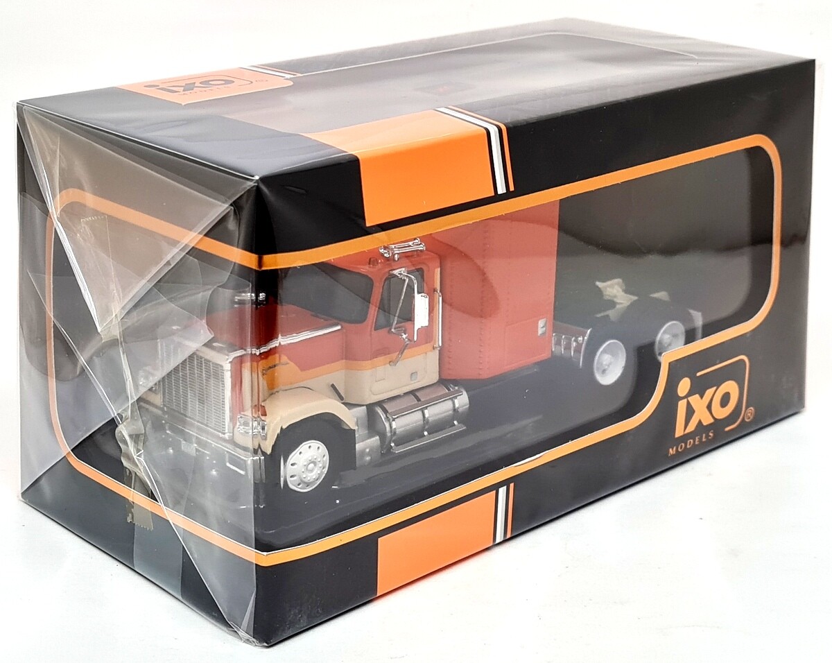 iXO 1/43 - GMC General 1980 Orange Diecast Scale Model Truck