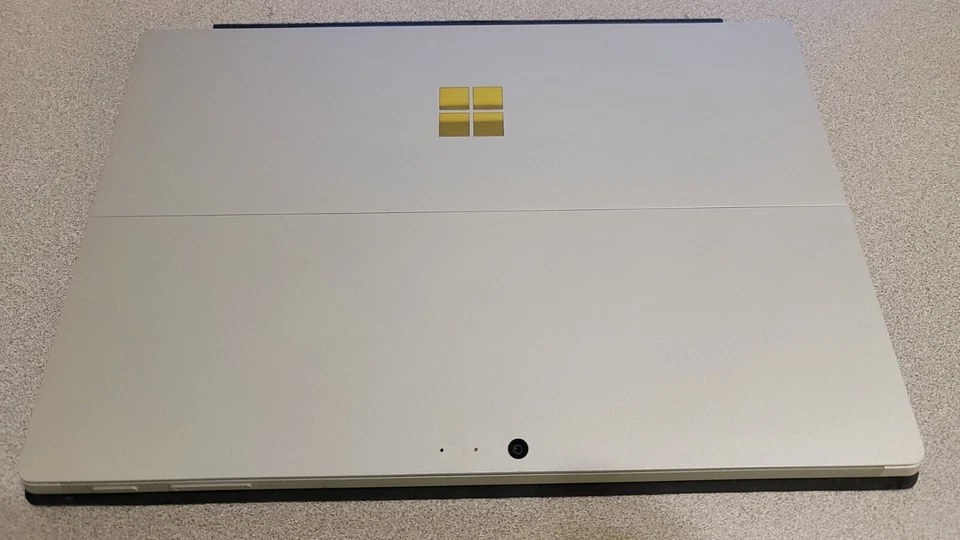 con paquete completo de accesorios - Microsoft Surface Pro 4 i7 16gb 256gb Foto 4 de 4