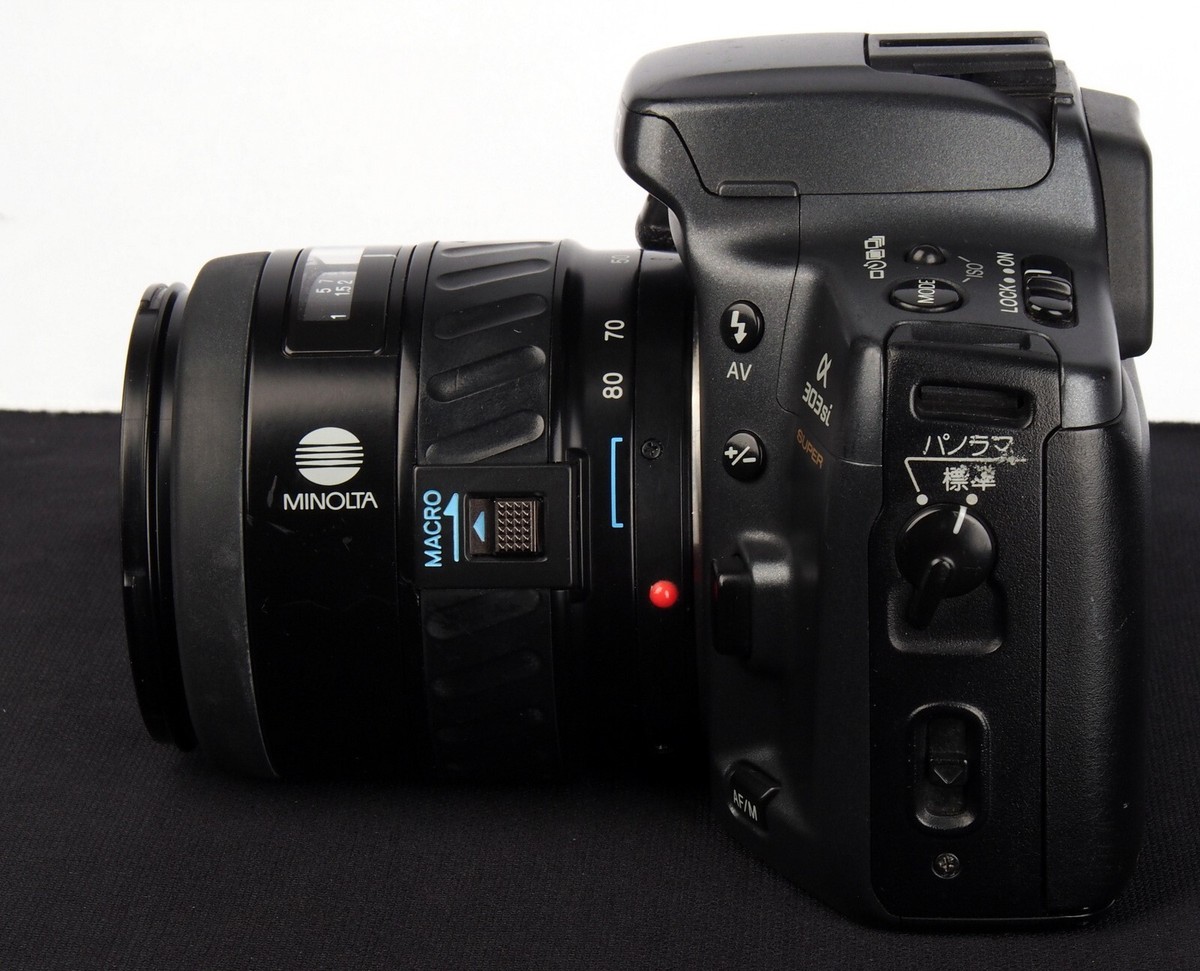 Minolta Alpha 303si Super 35mm Film AF SLR + AF 28-80mm Lens