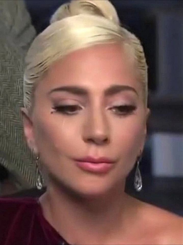 LADY GAGA ORECCHINI "A STAR IS BORN" IN ARGENTO DIAMANTATO E CRISTALLO A GOCCIA - Immagine 3 di 4