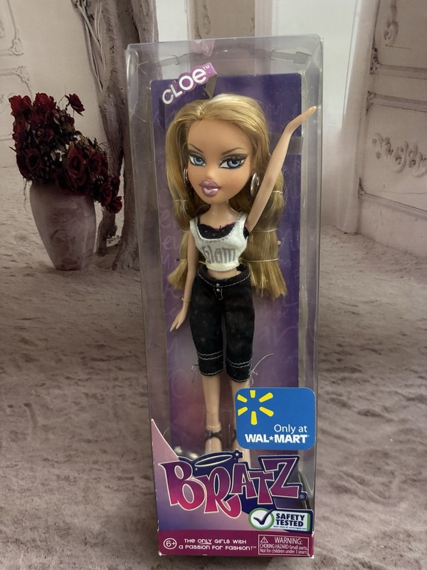 #11310 NRFB MGA Entertainment Walmart Bratz Cloe Doll