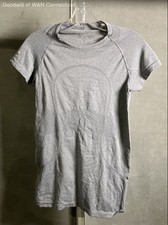Lululemon Women's Swiftly Tech Short Sleeve Shirt Heathered Grey Size M