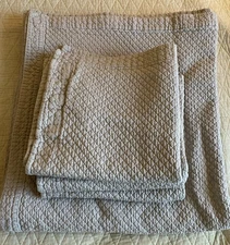 SFERRA Made in Italy Gray Diamond Quilted Cotton Set King Blanket & 3 Euro Shams