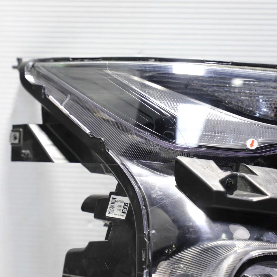 Faro lateral derecho LED 2021-2023 Chevrolet Trail Blazer OEM GM 42770409 Foto 3 de 4