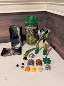 LEGO BIONICLE Lewa Nuva 8567 bonus green masks manual mini comic books Read