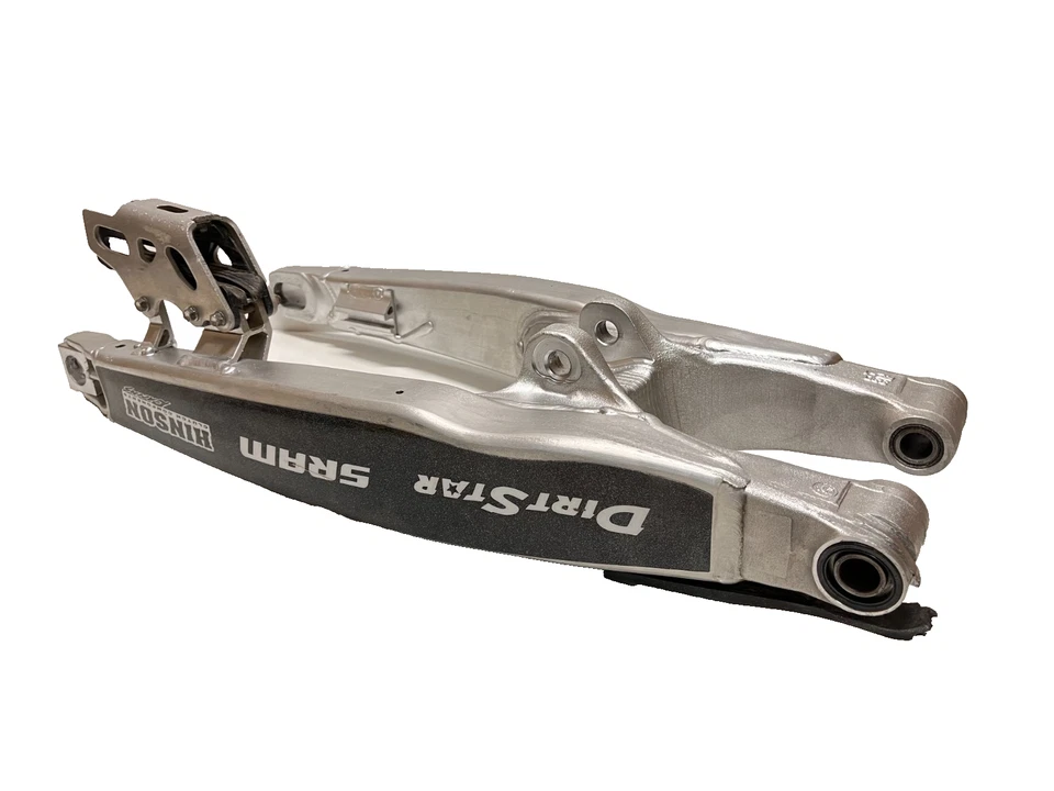 2021 YAMAHA YZ450F CHASSI BRAÇO OSCILANTE SERVE 18-25 450F 19-25 250F - Imagem 4 de 4