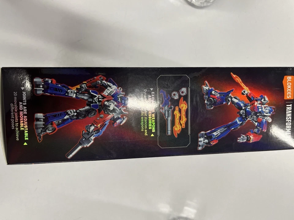 Transformers Classic Class Optimus Prime Piece Modelo Kit NUEVO Blokees Foto 4 de 4