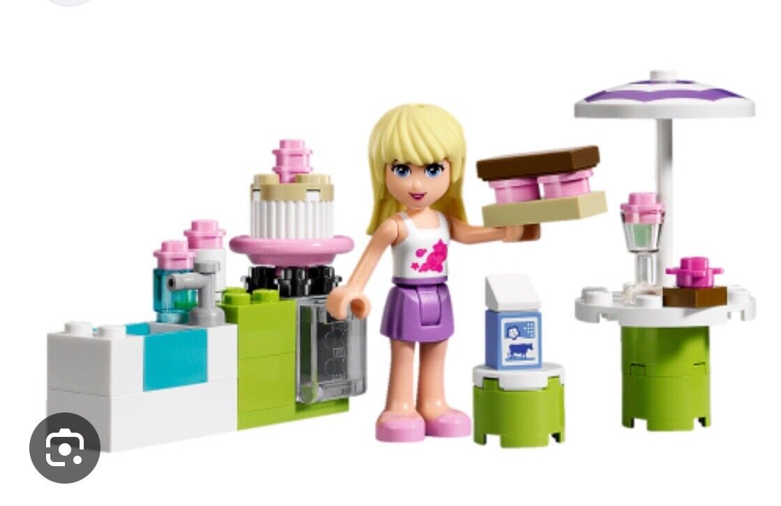 LEGO FRIENDS: Stephanie's Outdoor Bakery (3930)