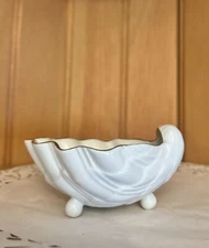 MMA Porcelain Oyster Feeder Vintage White Shell-Shaped Ceramic Footed Dish Gold