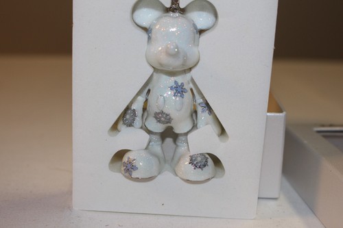 Disney X Baublebar 3D Mickey Mouse Snowflake Keychain Bag Charm Keychain NWT - Picture 4 of 5