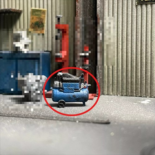 NEW 1:64 Air Pump Air Compressor Model Garage Workshop Scene Props Display Tool - Picture 8 of 17