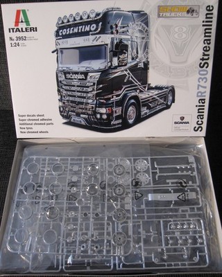 Scania R 730 Streamline von Italeri im Maßstab 1:24 *NEU*