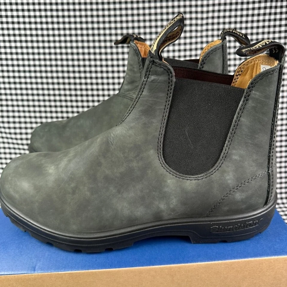 Bota Chelsea clásica Blundstone nueva con caja cuero negro rústico para hombre AU 11 / US 12 Foto 3 de 4
