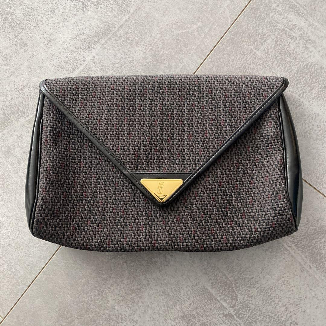 Borsa pochette vintage Yves Saint Laurent placcata oro