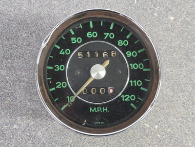 USED ORIGINAL GENUINE VDO PORSCHE 912 SWB 120 MPH GREEN FACE SPEEDOMETER 51168