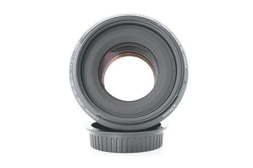 Canon EF 50mm F/1.2 USM Lens - Picture 6 of 12