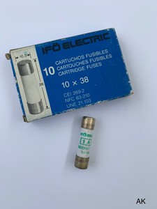 Предохранитель 500v 1a