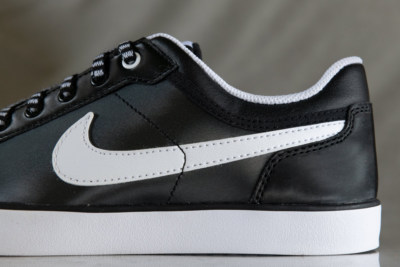 NIKE CAPRI LTR GS shoes for women NEW AUTHENTIC, size or Youth 