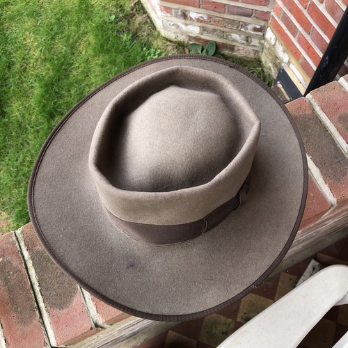 Akubra Squatter Featherweight Size 54cm Pure Fur Felt Genuine - Picture 2 of 11