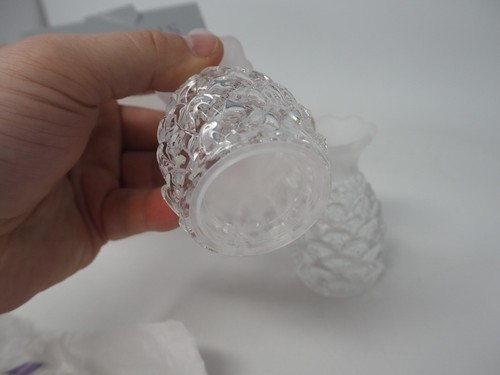Marquis Waterford Crystal Pineapple Salt & Pepper Shaker Original Box - Picture 3 of 6