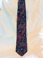 vintage Jones New York 100% silk Tie Made In USA made- excellent