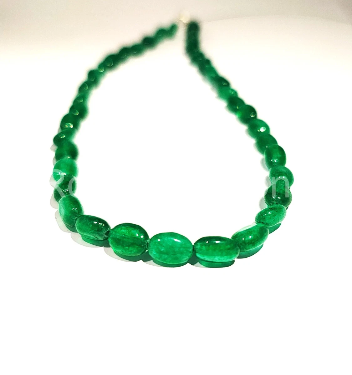 Ciondolo ovale in pietra tinta 14x9 mm in argento 925 dorato - Onice verde - Perles & Co