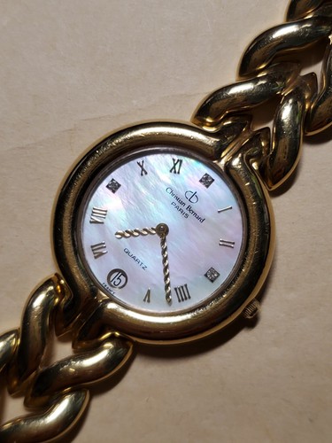 Christian Bernard Paris Ref.m5312 18k Yellow Gold MOP Dial Quartz Ladies Watch