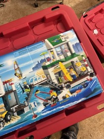 Lego City 4644 Marina Not Sure If Complete 1