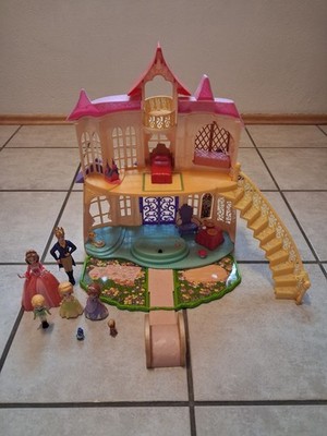 Mattel CDT72 Y6654 Disney Sofia die Erste Magisches sprechendes Schloss Prinzess