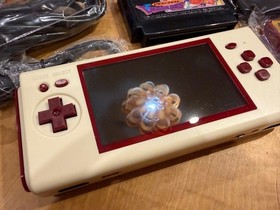 Famicom compatible portable console HG-938 with classic games