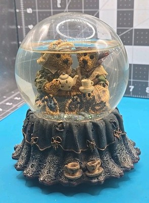 Boyd's Bear's Bearstone Collection Musical Snow Globe ''Tea For Two'' In Box