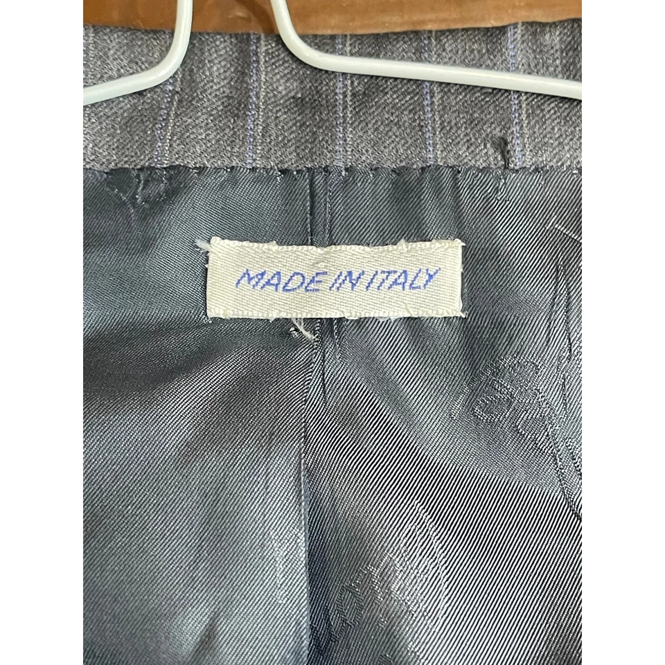 Chaqueta Brioni x Neiman Marcus Nomentano Gris Azul Rayas Hombres 50L EE. UU. 2B Frontal Foto 4 de 4