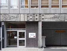 PHOTO  LONDON DETAIL OF EMANUEL HOUSE ROCHESTER ROW CLOSE-UP OF THE UNUSUAL CARV